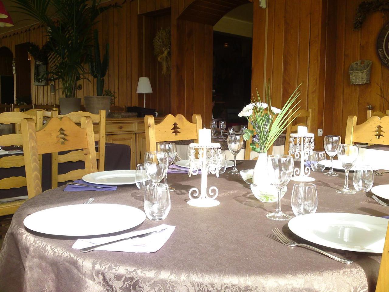Hotel Restaurant Le Yeti Les Rousses Esterno foto